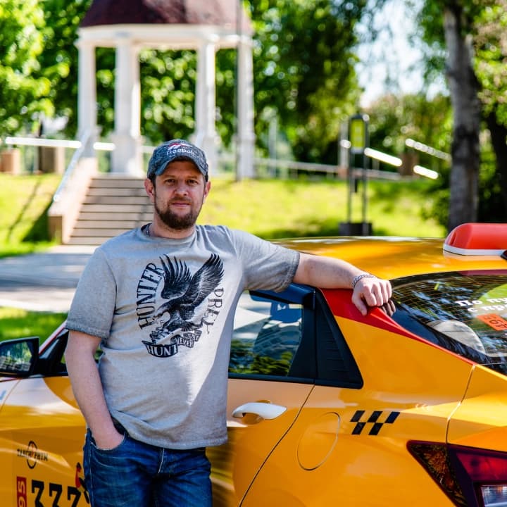 Водитель на аренду авто в Такси Ритм
