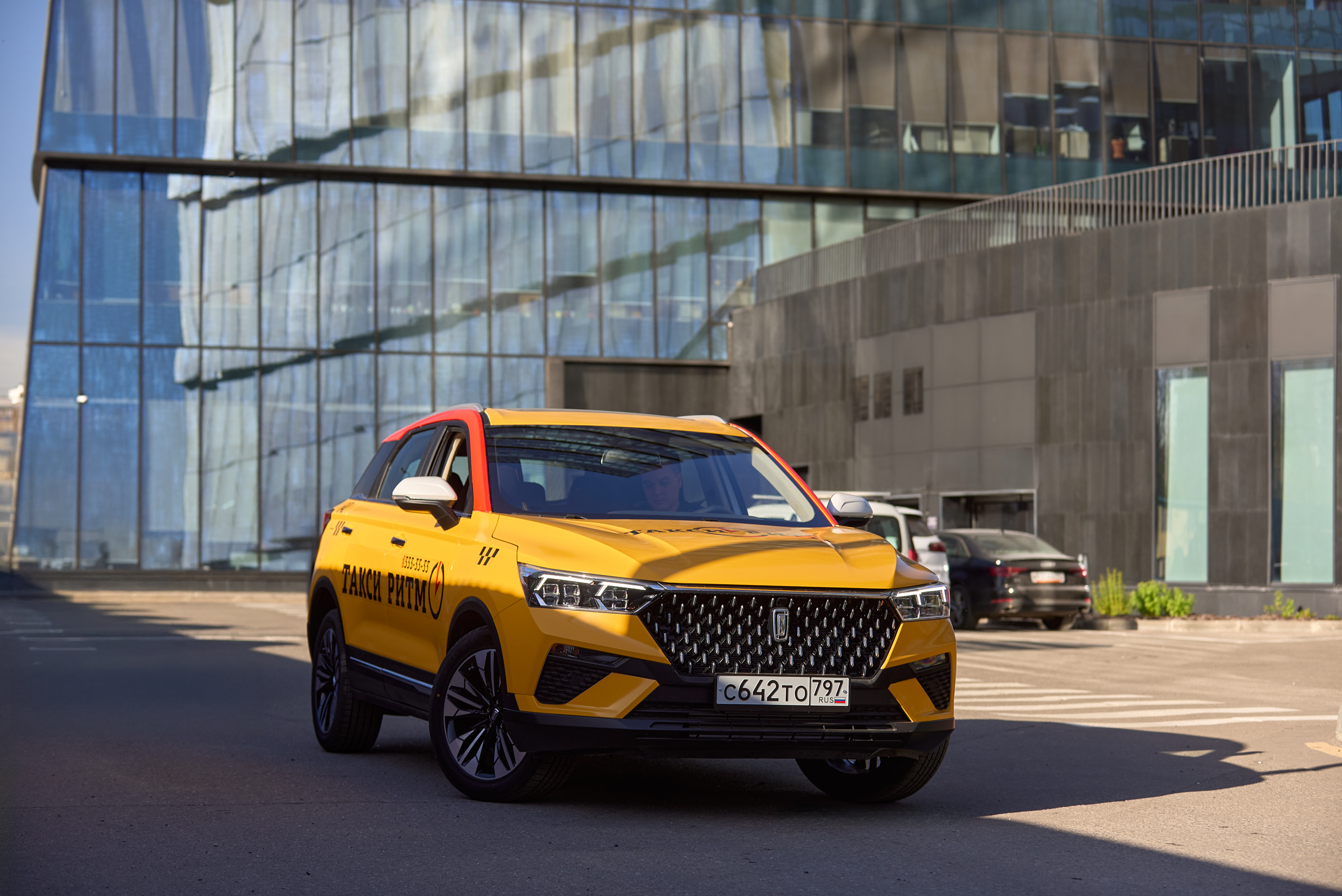 аренда FAW Bestune T77 в москве